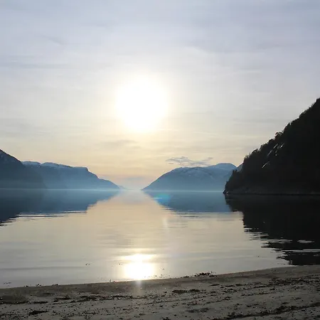 Osterhus Fjord Cabins 575 Vakantiehuis Vadla